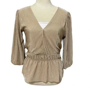 Free Kisses Women’s Dark Champagne Color Size L‎